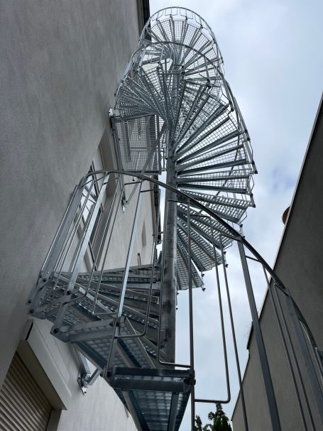 Spindeltreppe begrenzter Platzbedarf Spindeltreppe begrenzter Platzbedarf